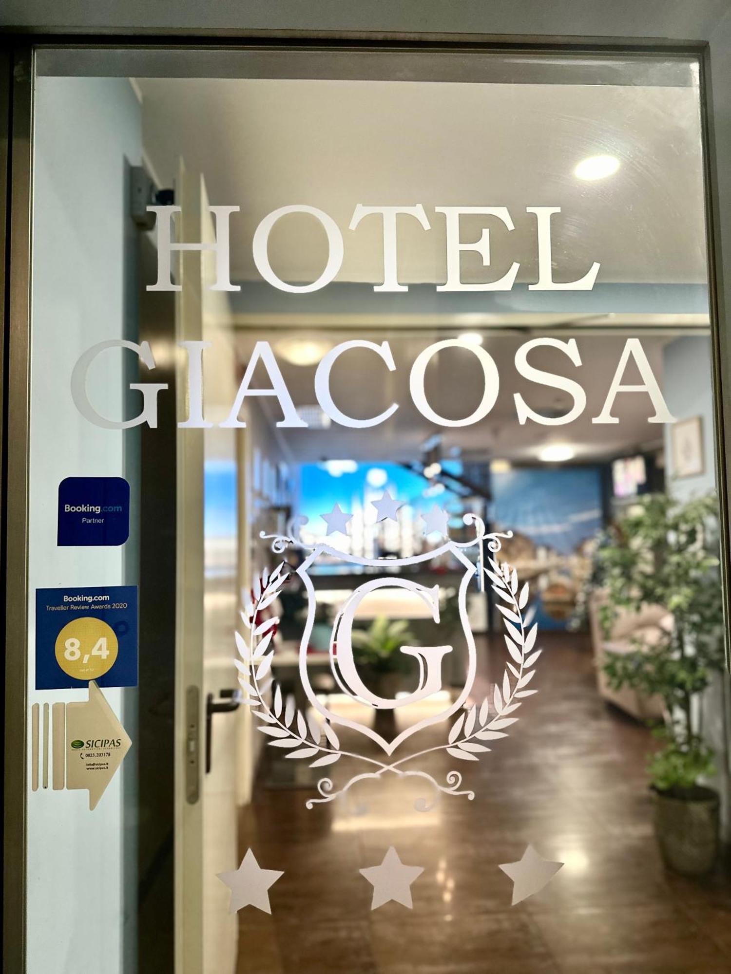 Hotel Giacosa Milánó Kültér fotó